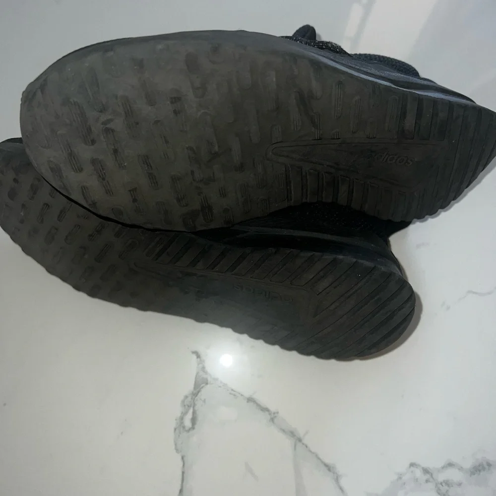 Adidas Running Shoes sz 5